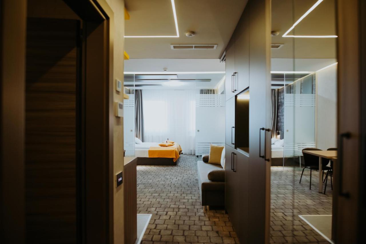 Hotel Epic Centrum Cisnădie المظهر الخارجي الصورة